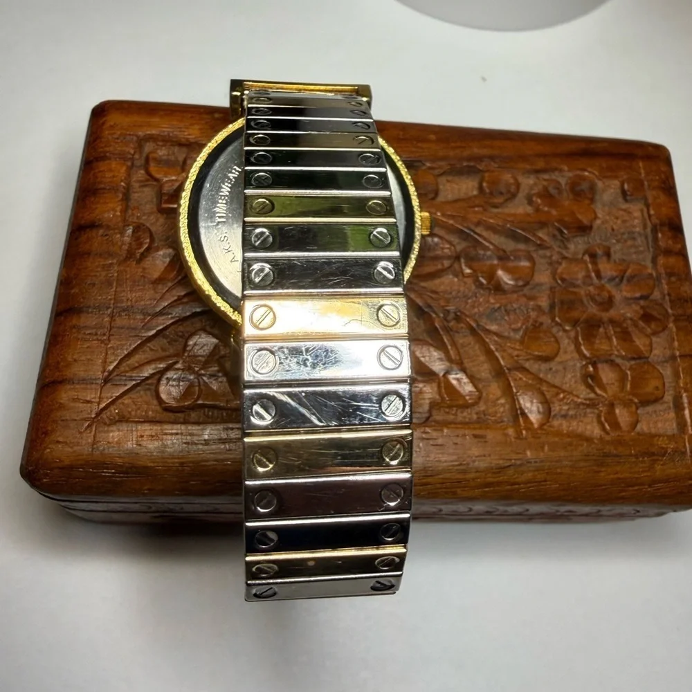 Gloria Vanderbilt Two Tone Quartz Watch Swarovski Swan Accent